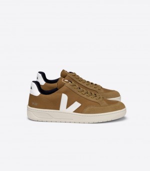 Mens Veja V-12 Vegan B-Mesh Trainers Brown / White KSA | 2Y760J