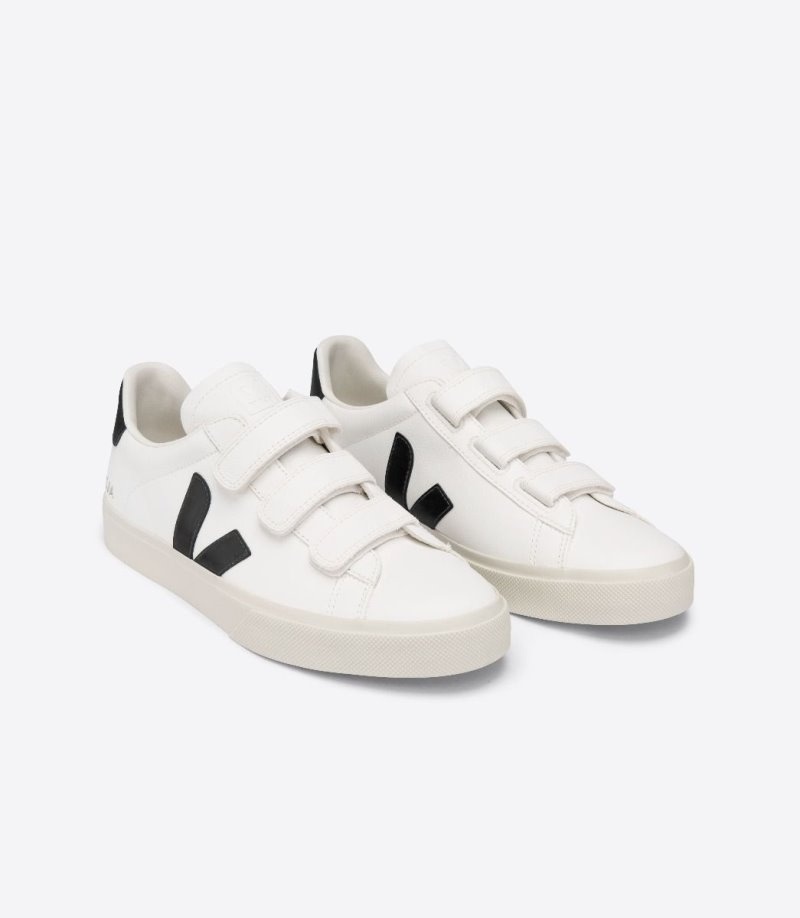 Mens Veja Recife Chromefree Trainers White / Black KSA | SU9XAX