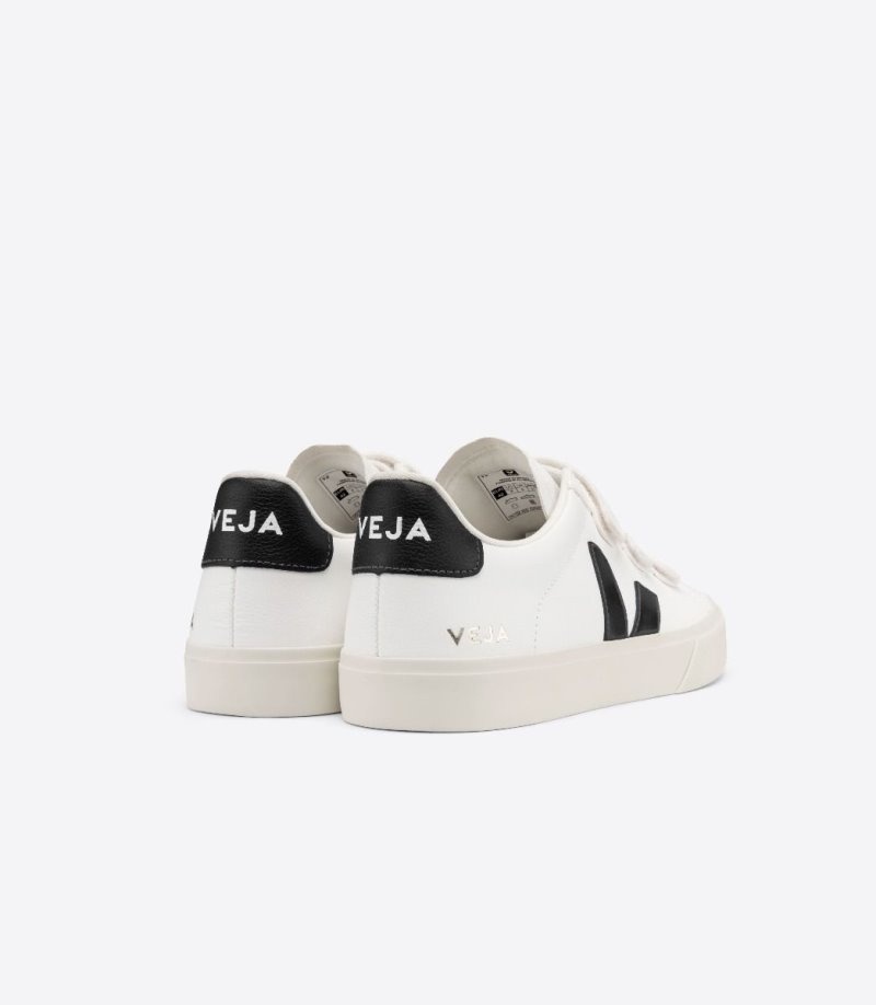 Mens Veja Recife Chromefree Trainers White / Black KSA | SU9XAX