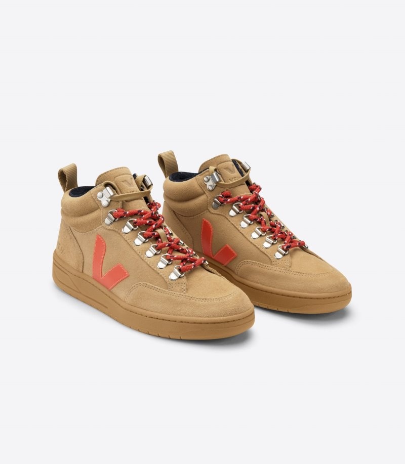 Mens Veja Roraima Suede Trainers Brown / Orange KSA | T8BSPN