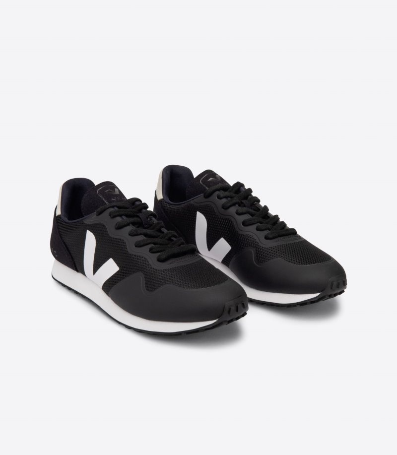 Mens Veja Sdu B-Mesh Trainers Black / White KSA | QCU-3819