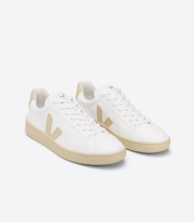 Mens Veja Urca CWL Trainers White / Beige KSA | KGD6XQ