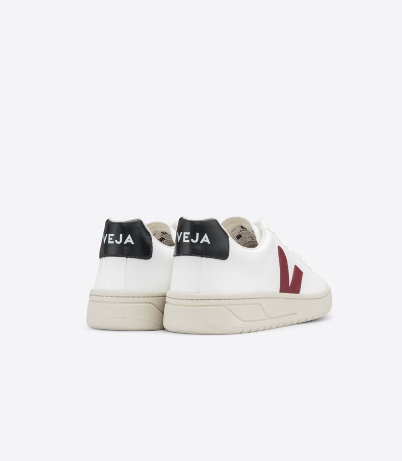 Mens Veja Urca CWL Trainers White / Black / Burgundy KSA | P9GPH2