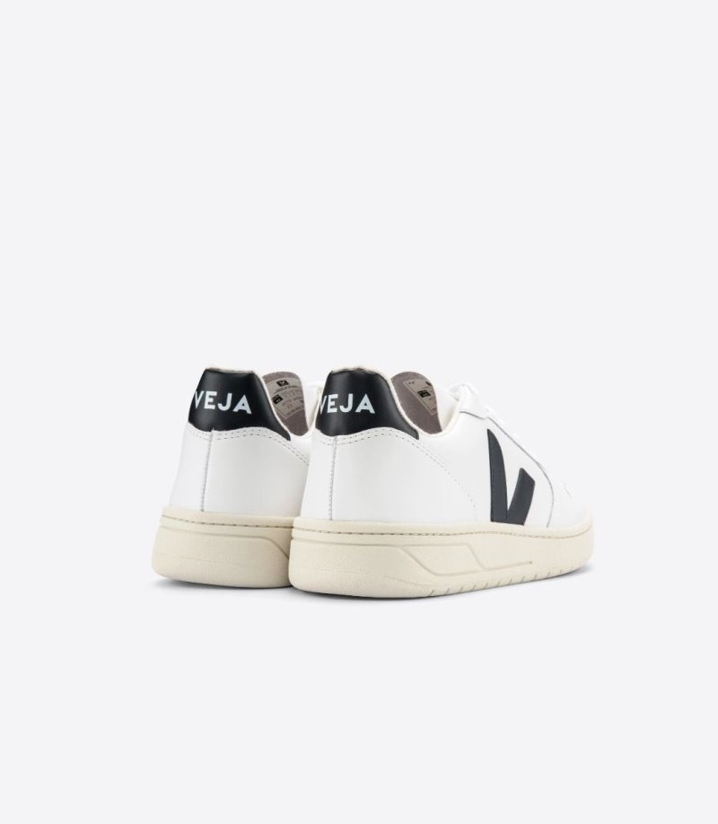 Mens Veja V-10 Leather Trainers White / Black KSA | BZYWUO