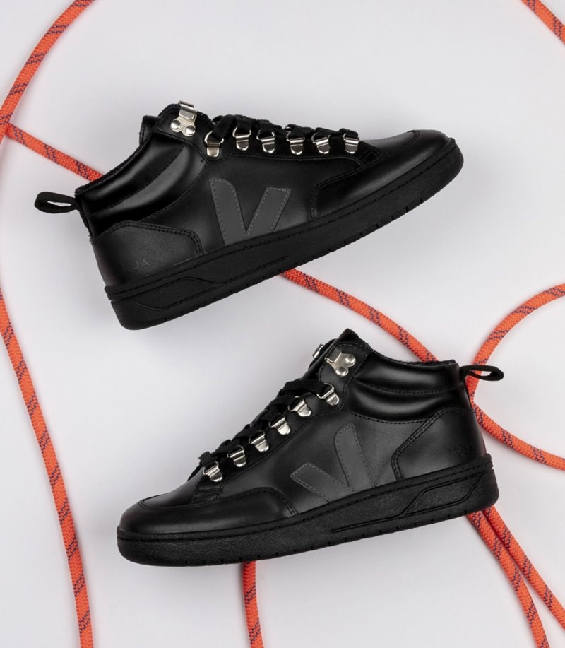 Mens Veja Vstore Roraima Leather Trainers Black KSA | K531KP