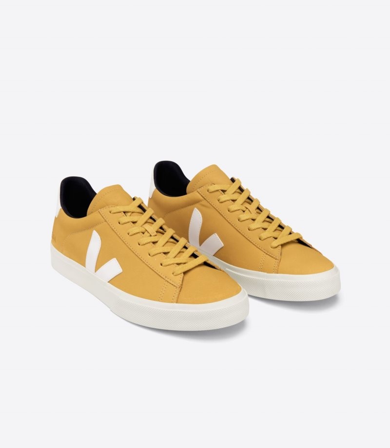 Womens Veja Campo Nubuck Trainers Yellow / White KSA | TP8RX7