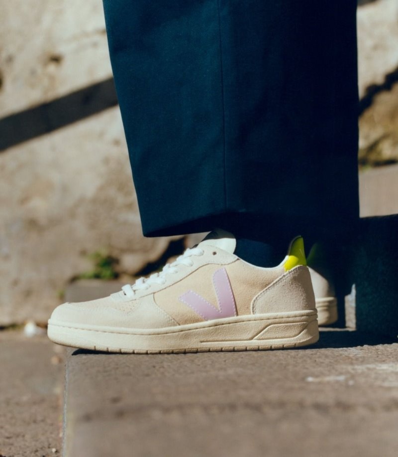 Womens Veja V-10 Suede Trainers Beige / Purple KSA | 001NVC