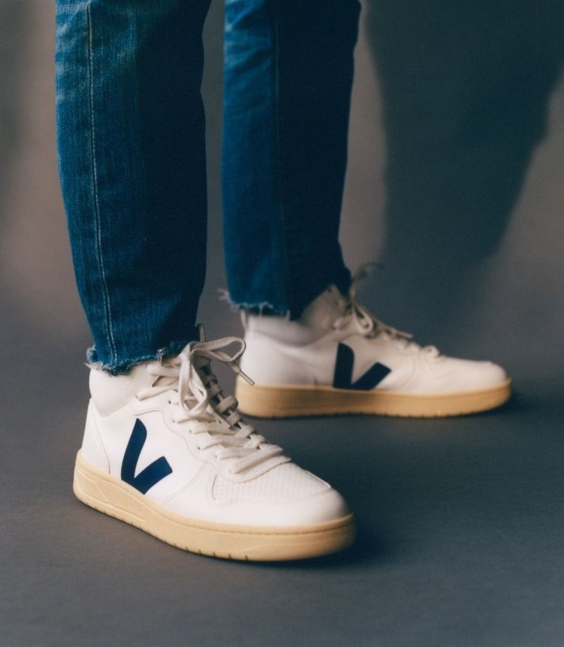 Womens Veja V-15 CWL Trainers White / Deep Blue KSA | LWAIUI