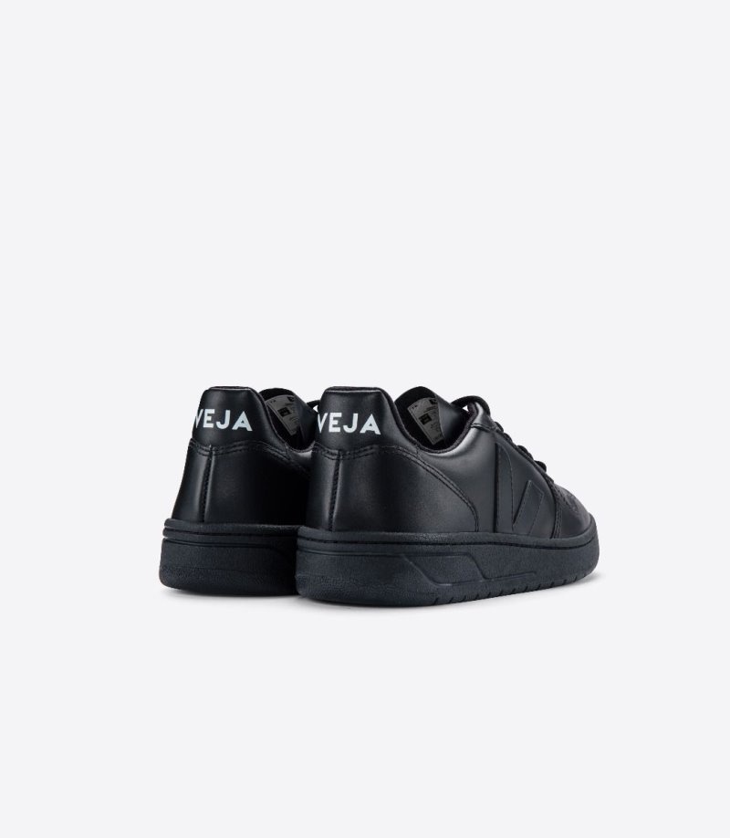 Womens Veja Vstore V-10 Trainers Black KSA | 8GB6MW